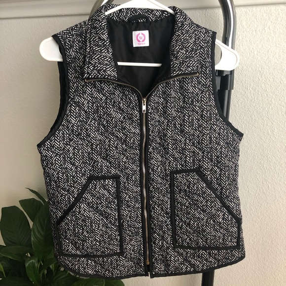 wanna b Jackets & Blazers - Herringbone puffer vest